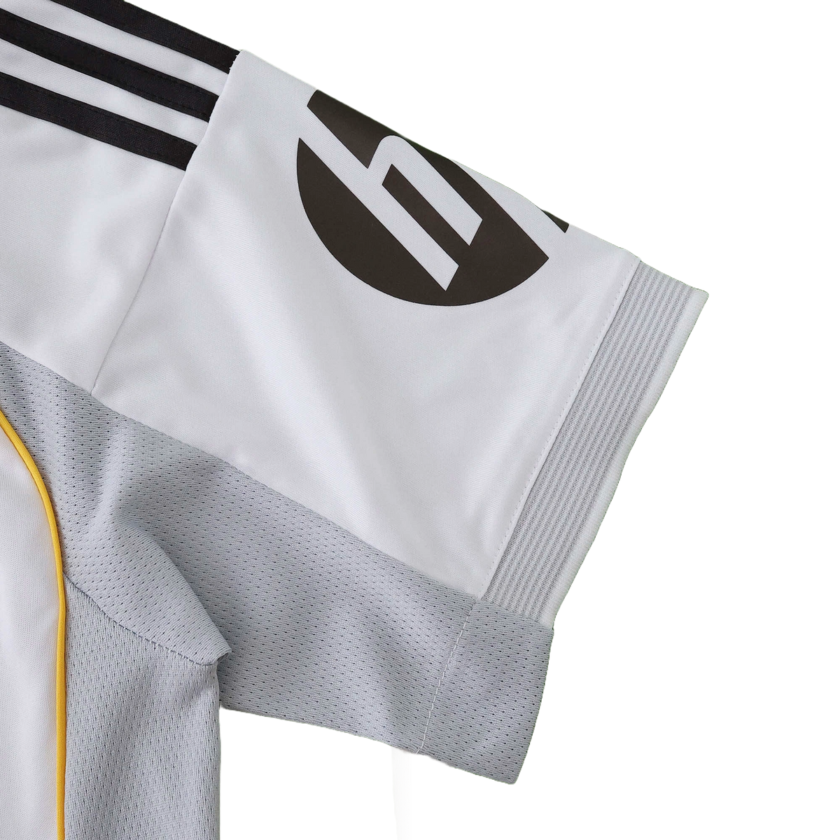 Real Madrid Home Jersey 2025/26 - photo 11
